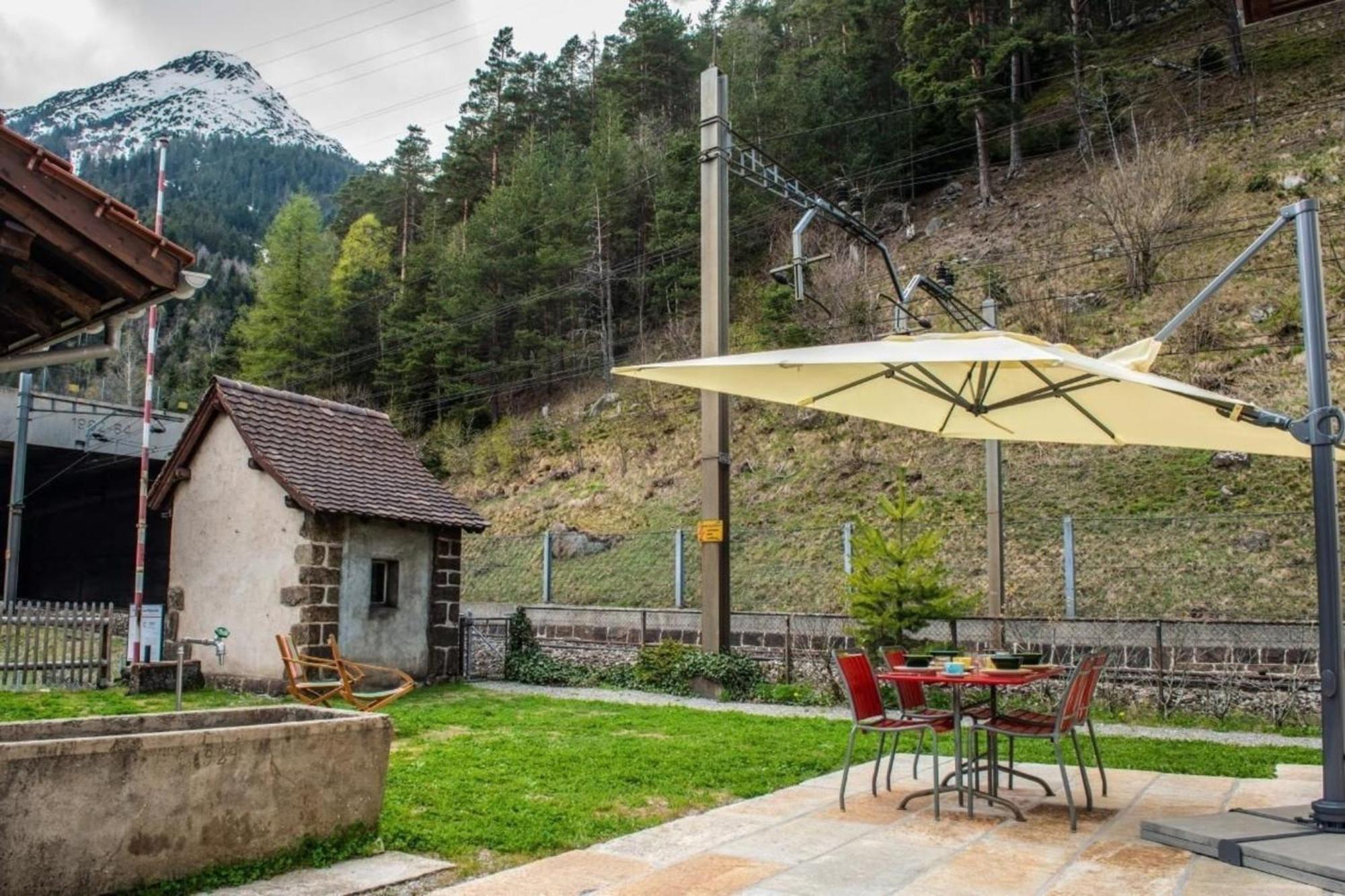 Bahnwaerterhaus Eggwald Villa Wassen Kültér fotó